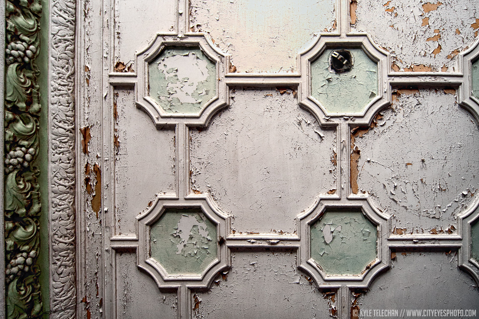 Ceiling Detail